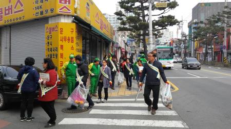 장안구, 쓰레기 배출시간 홍보 캠페인 추진